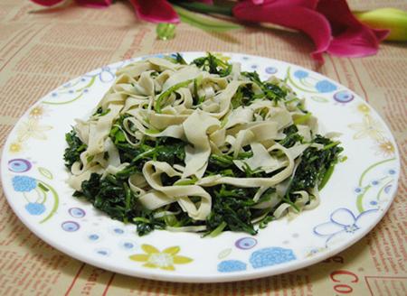 香菜拌百叶的做法(香菜豆腐丝)
